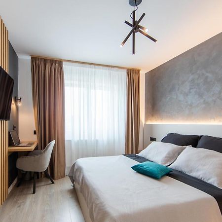 Flh - The Nest Lägenhet Şelimbăr Exteriör bild